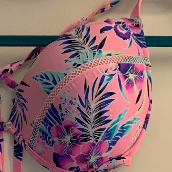 Cute floral bikini top - Picture 4 of 8